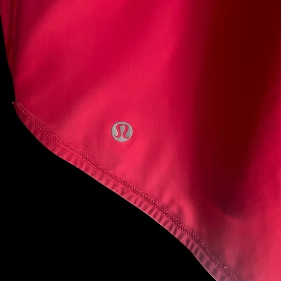 Lululemon tank - Picture 4 of 8